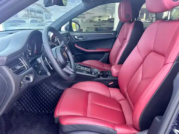 Porsche Macan 2022
