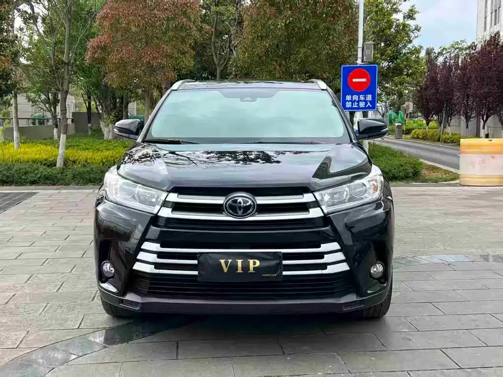Toyota Highlander 2020 — фото 2