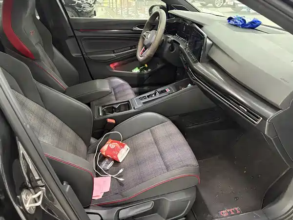 Volkswagen Golf GTI 2022