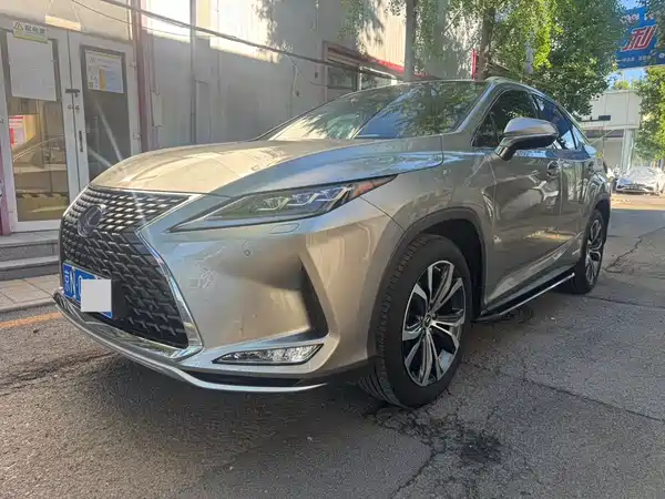 Lexus RX 2020