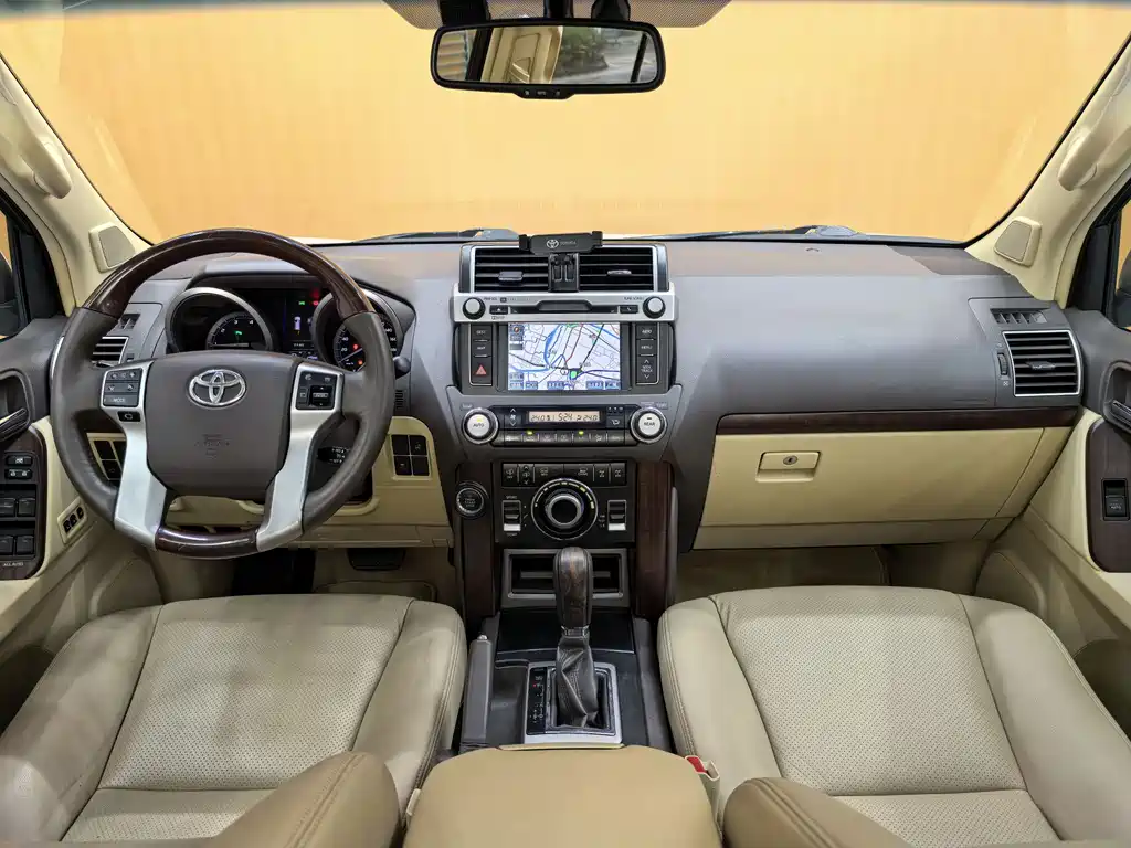 Toyota Prado 2014 — фото 21