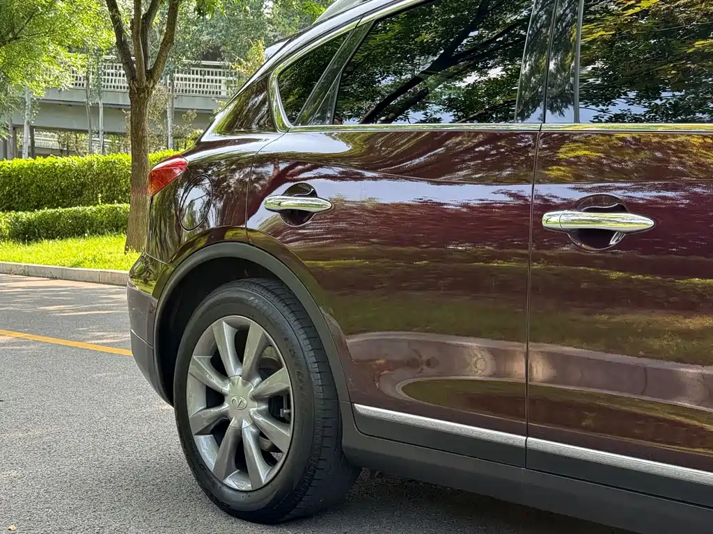 Infiniti QX50 2014 — фото 15