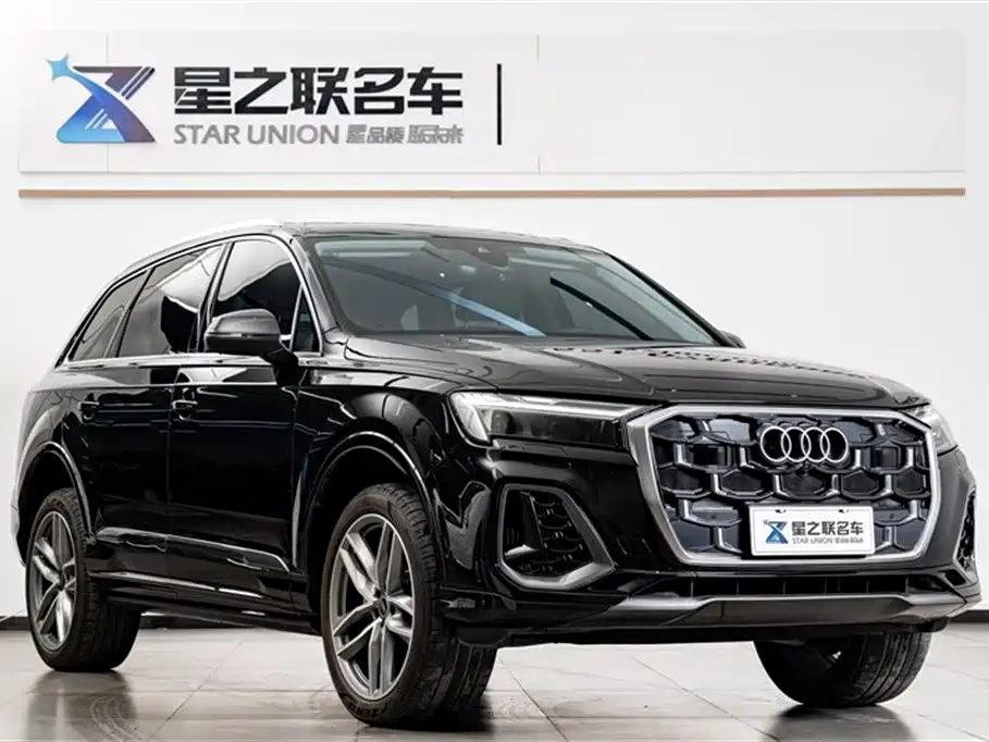 Audi Q7 2025 — фото 3