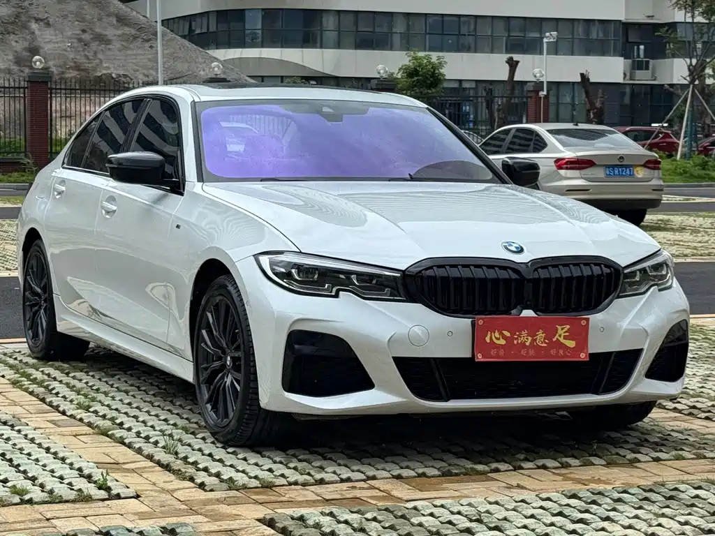 BMW 3 Series 2022
