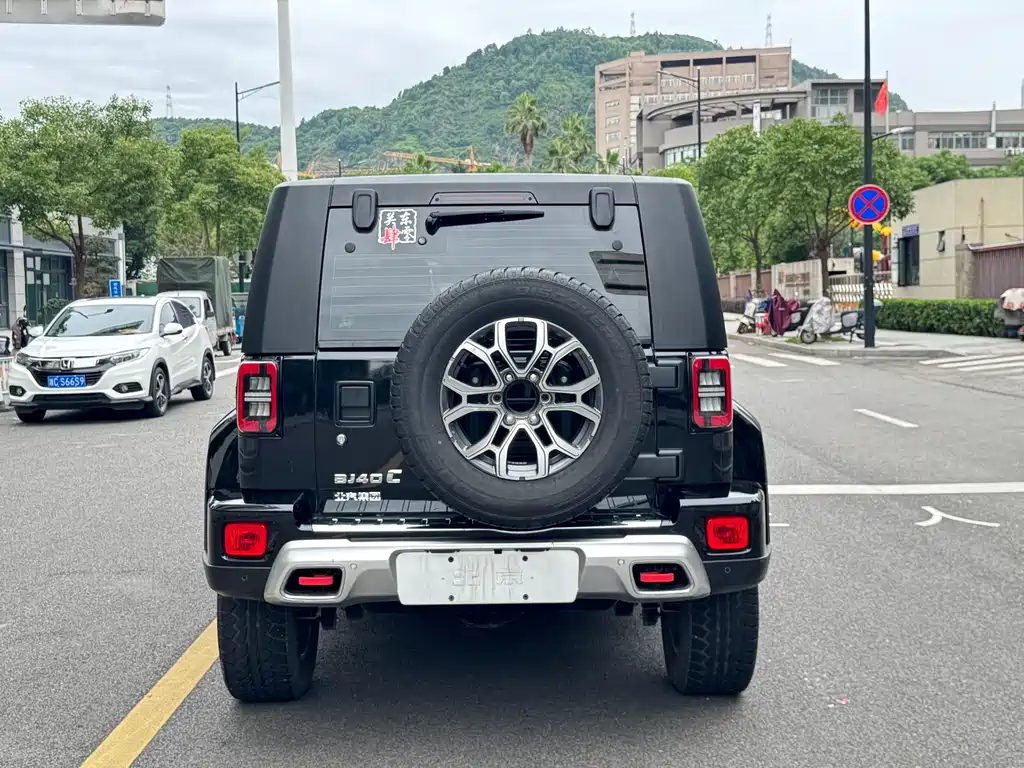 Beijing Off-Road BJ40 2024 — фото 16