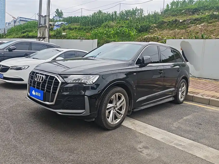 Audi Q7 2023
