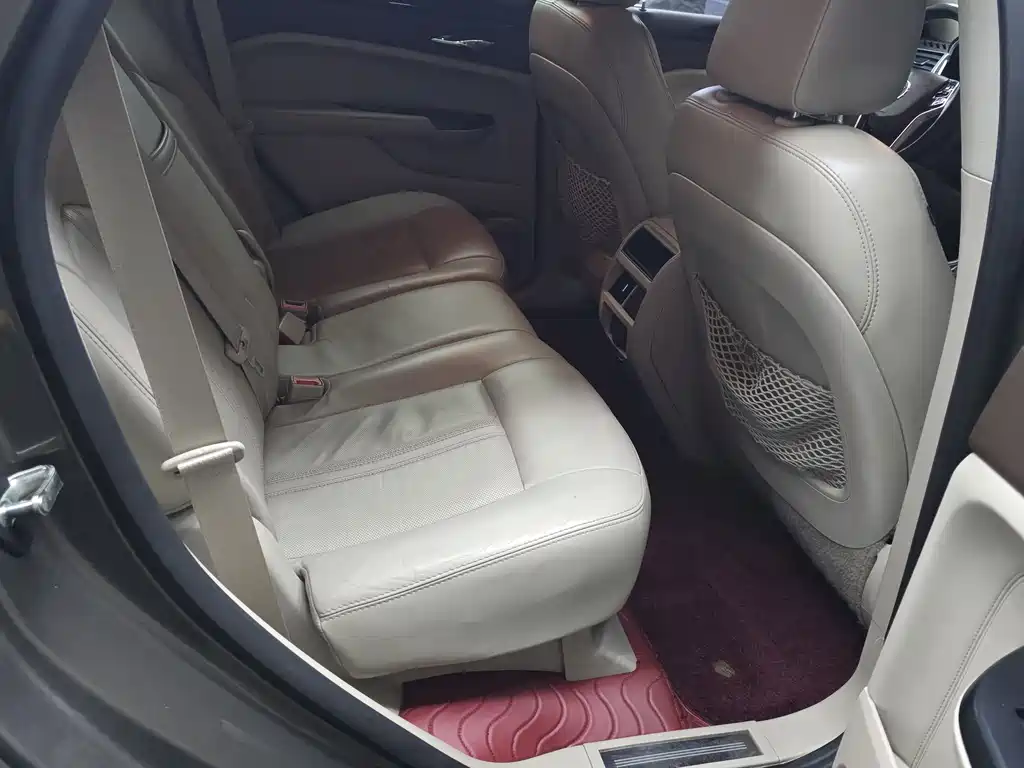 Cadillac SRX 2014 — фото 14
