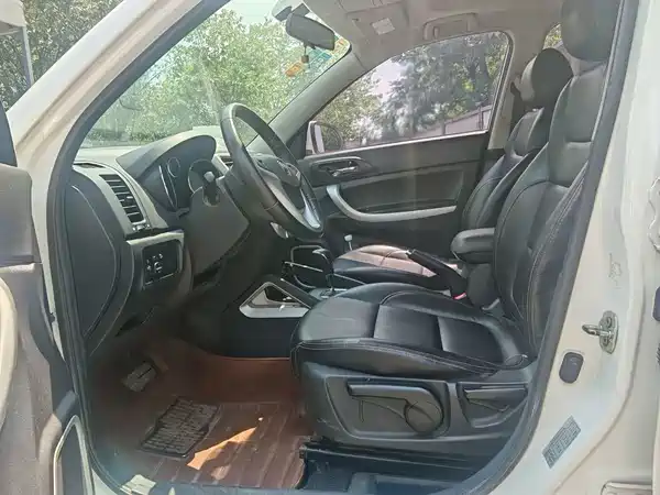 Changan CS35 2015