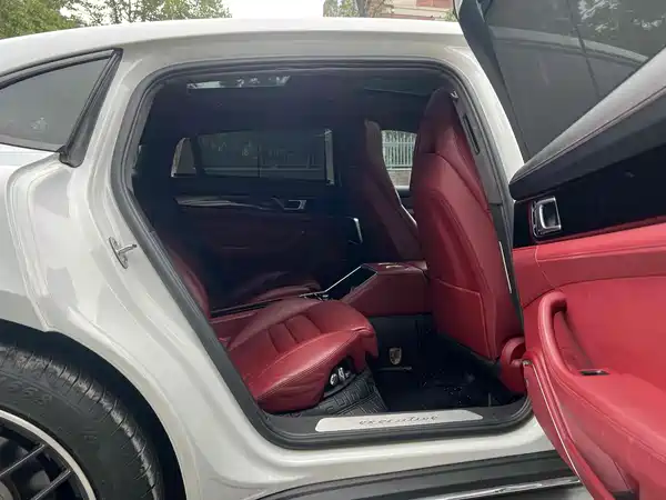 Porsche Panamera 2019