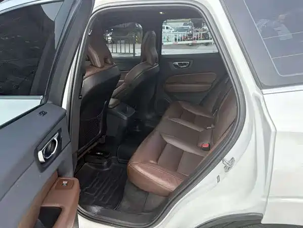 Volvo XC60 2020
