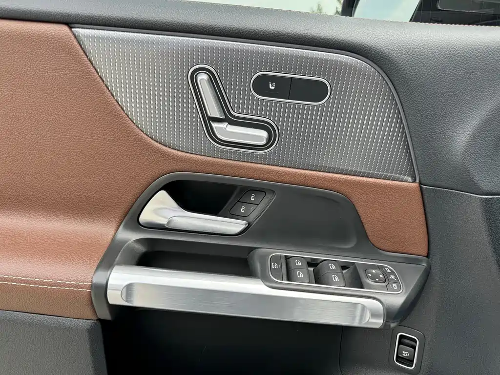 Mercedes-Benz GLB 2020