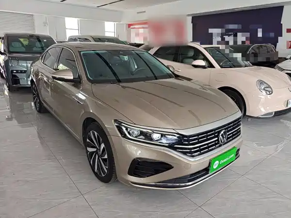 Volkswagen Passat 2022