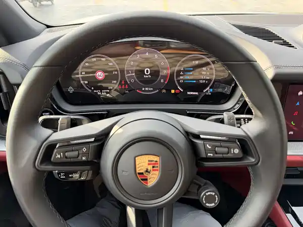 Porsche Cayenne 2025