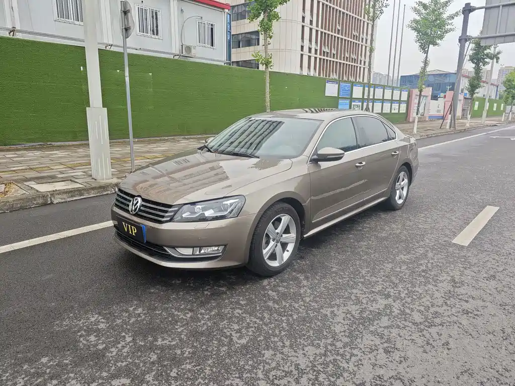 Volkswagen Passat 2011