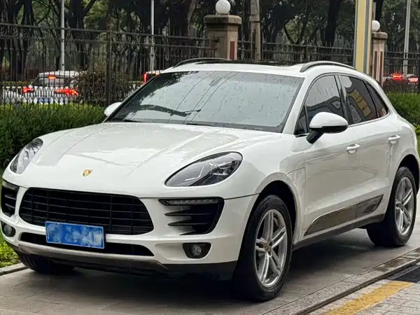 Porsche Macan 2015