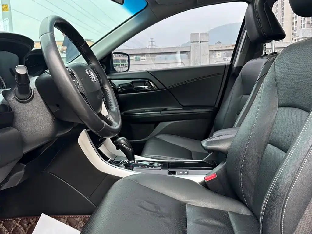 Honda Accord 2018 — фото 4