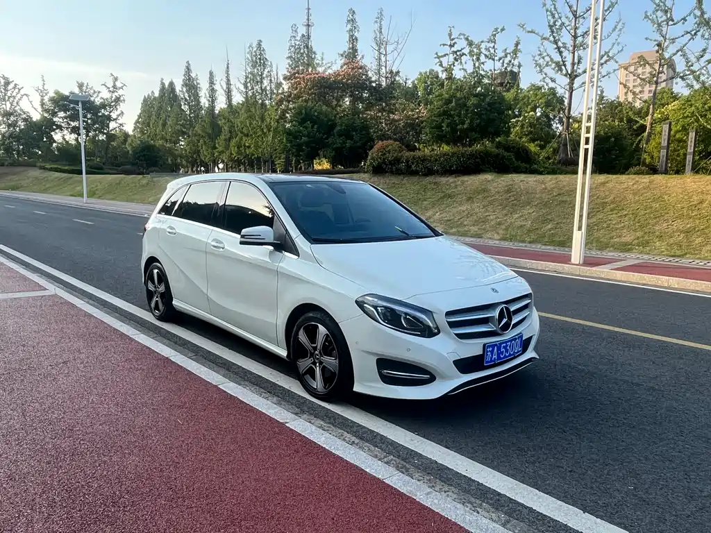 Mercedes-Benz B-Class 2018 — фото 2
