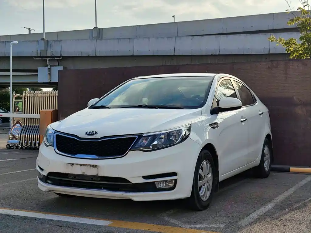 Kia K2 2015
