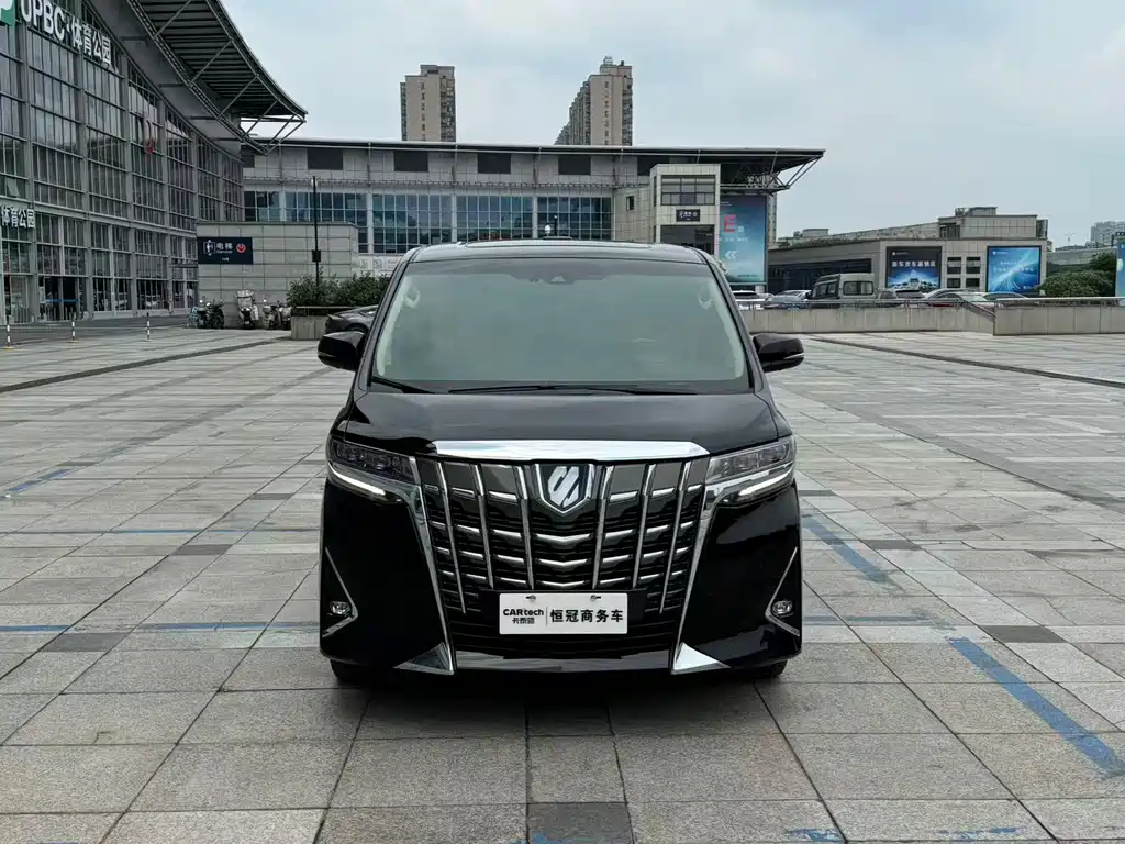 Toyota Alphard 2022 — фото 2