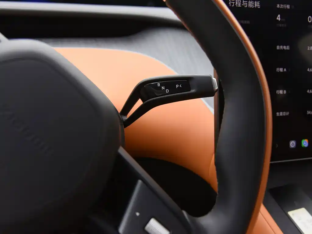 Xiaomi YU7 2025 — фото 11