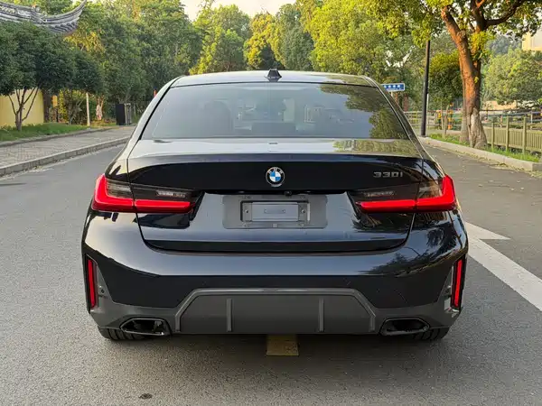 BMW 3 Series 2023