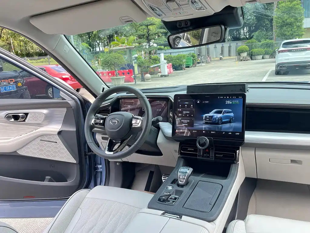 GAC Motor Trumpchi GS8 2022 — фото 25