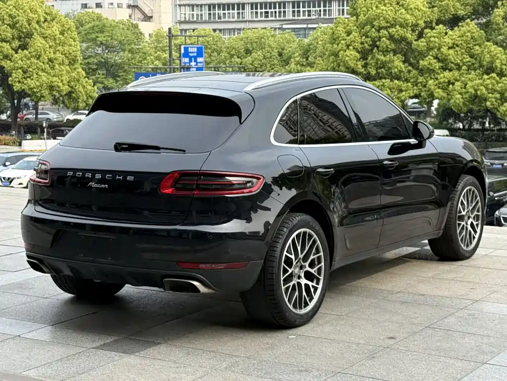 Porsche Macan 2017 — фото 6