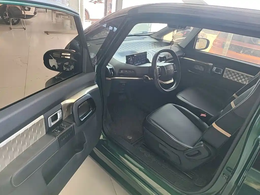 Baojun KiWi EV 2024 — фото 16