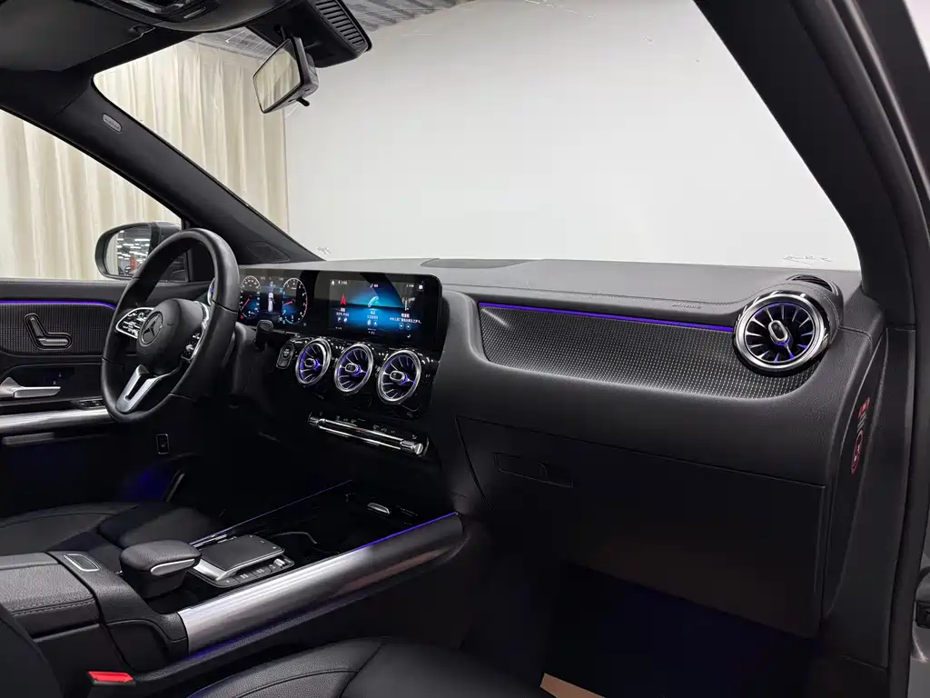Mercedes-Benz GLA 2021 — фото 10