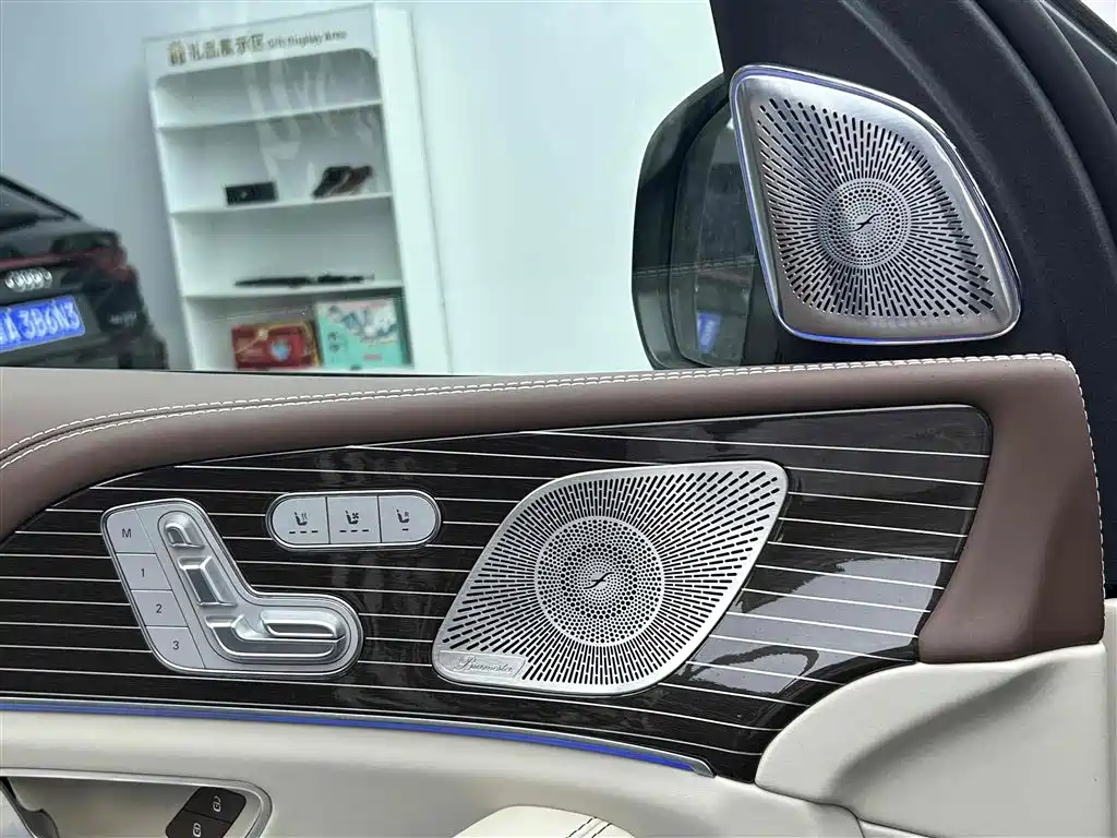 Mercedes-Benz GLS 2024 — фото 15