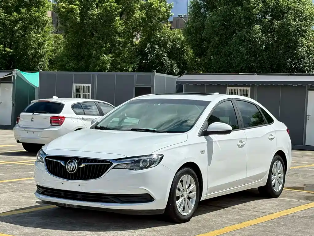 Buick Excelle GT 2018 — фото 1