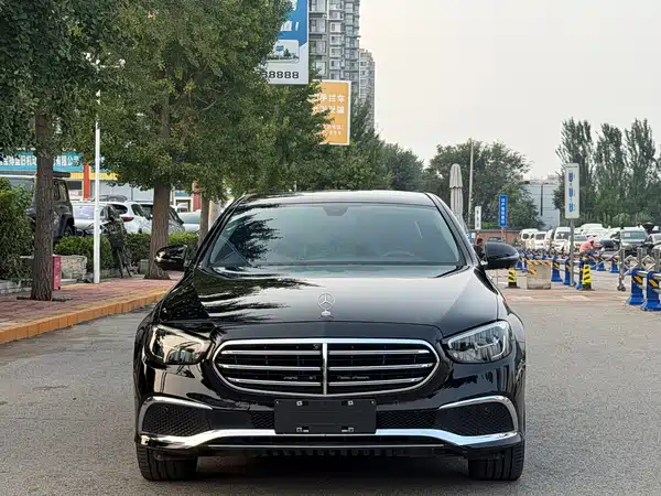 Mercedes-Benz E-Class 2021