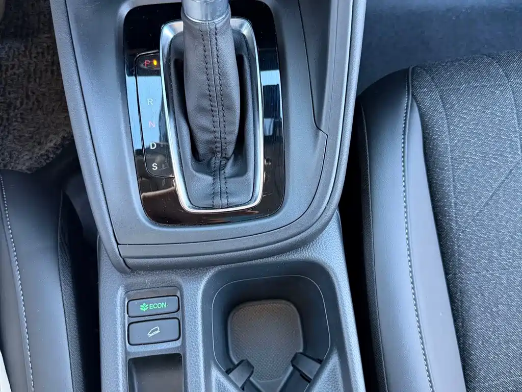 Honda Vezel 2023 — фото 15