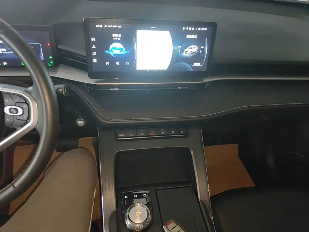 Haval H6 New Energy 2022 — фото 13