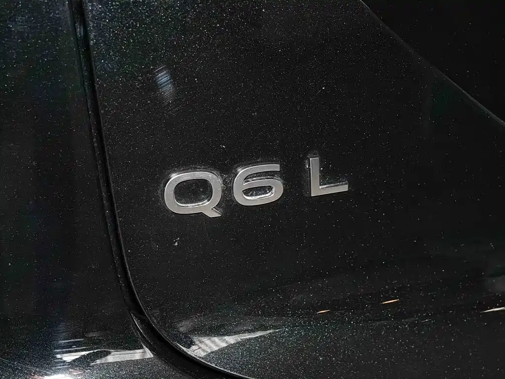 Audi Q6L e-tron 2026 — фото 17