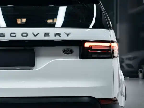 Land Rover Discovery 2019