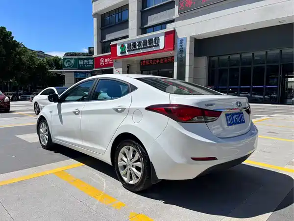 Hyundai Elantra Langdong 2016