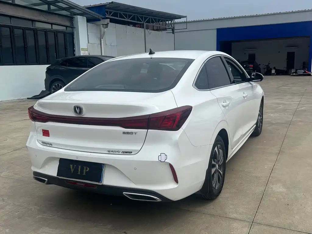 Changan Eado 2023 — фото 18
