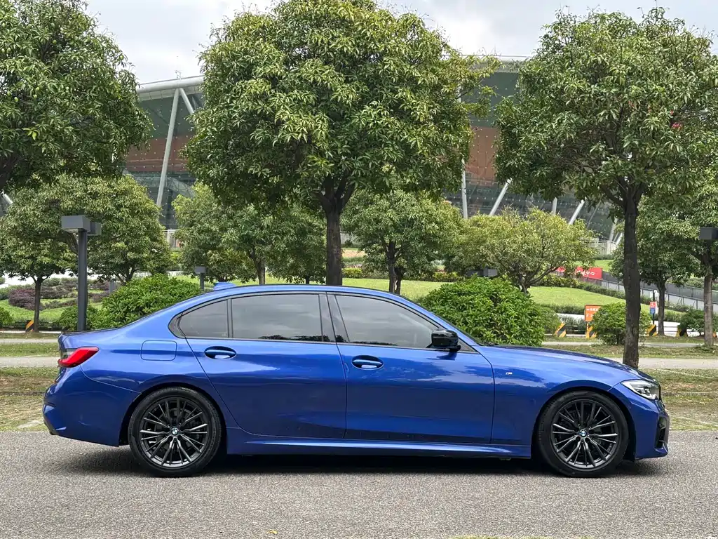 BMW 3 Series 2021