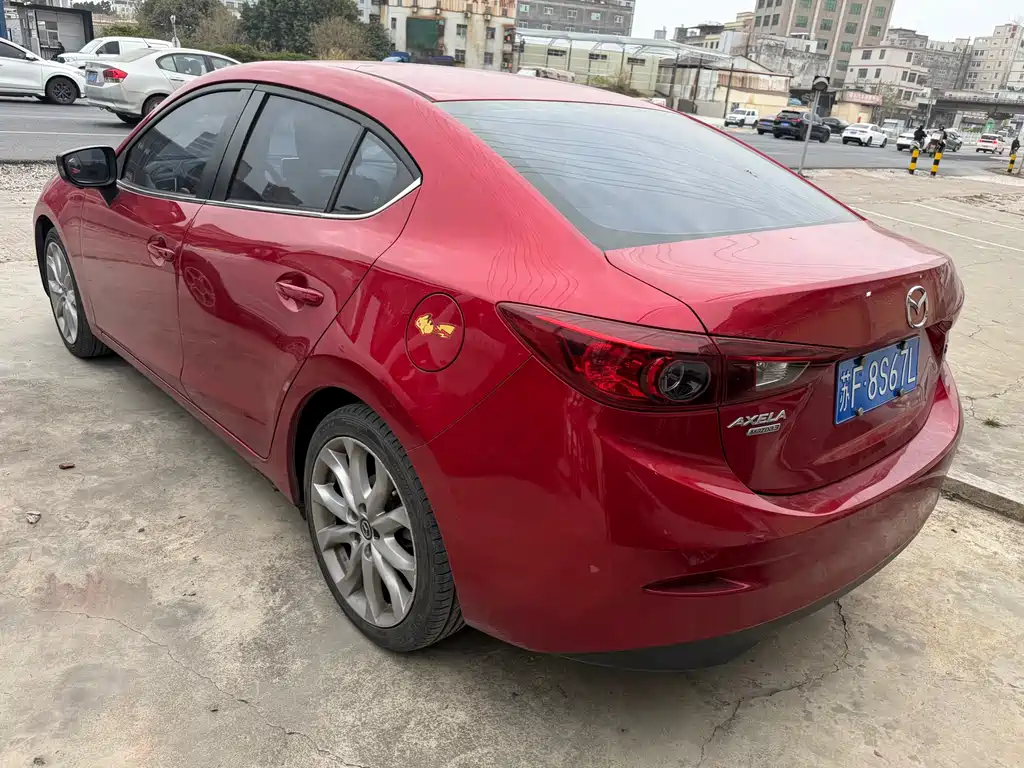 Mazda 3 Axela 2016 — фото 16