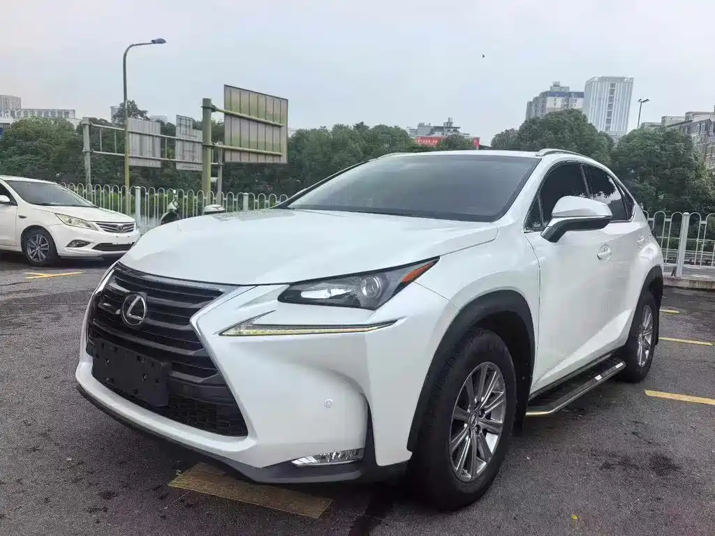 Lexus NX 2016