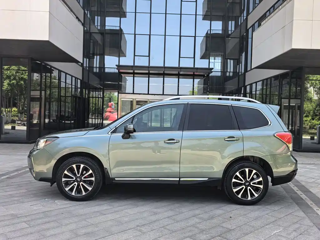 Subaru Forester 2016 — фото 7