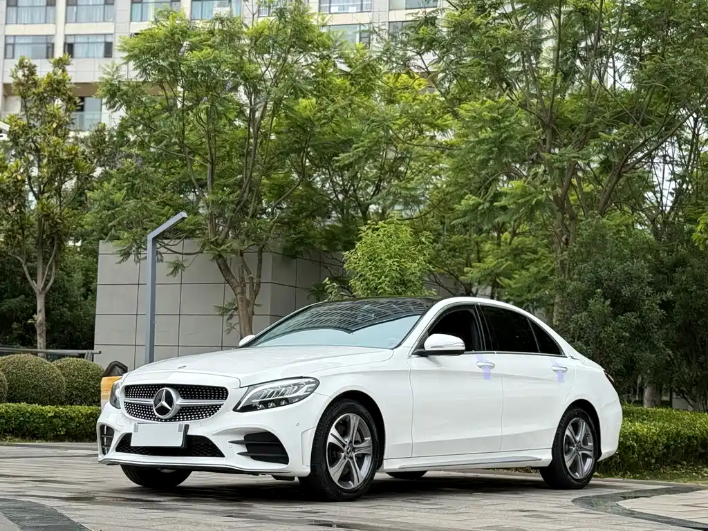 Mercedes-Benz C-Class 2019 — фото 1