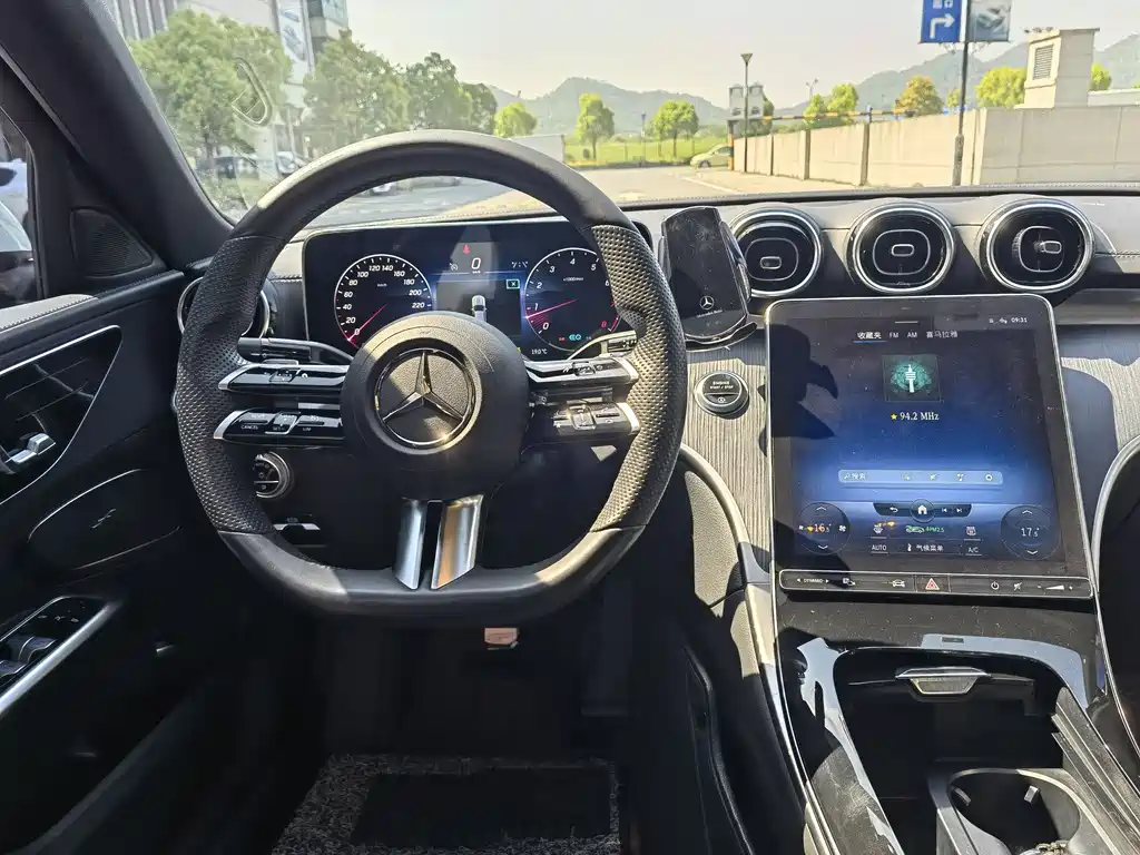 Mercedes-Benz C-Class 2022 — фото 16
