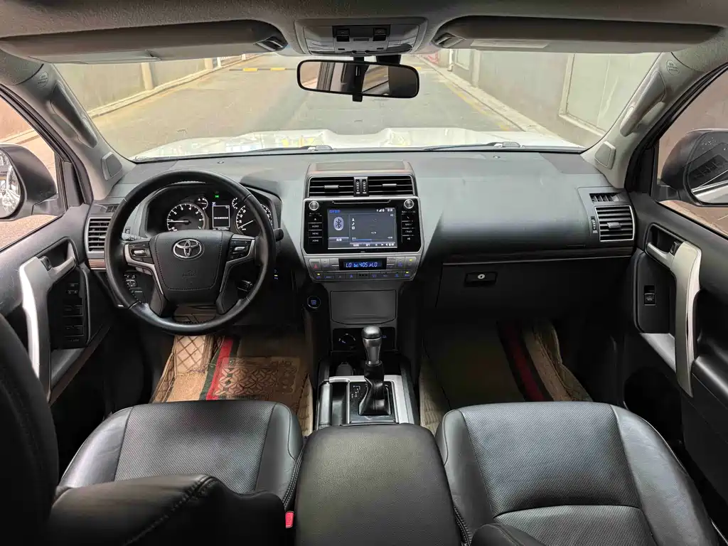 Toyota Prado 2018 — фото 14