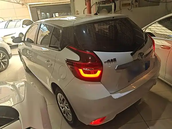 Toyota Vios FS 2022