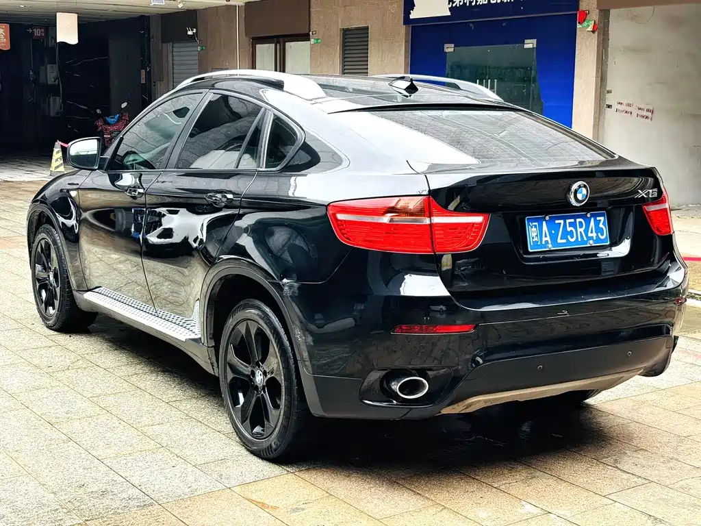 BMW X6 2010 — фото 8