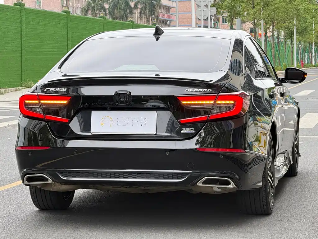 Honda Accord 2023 — фото 14