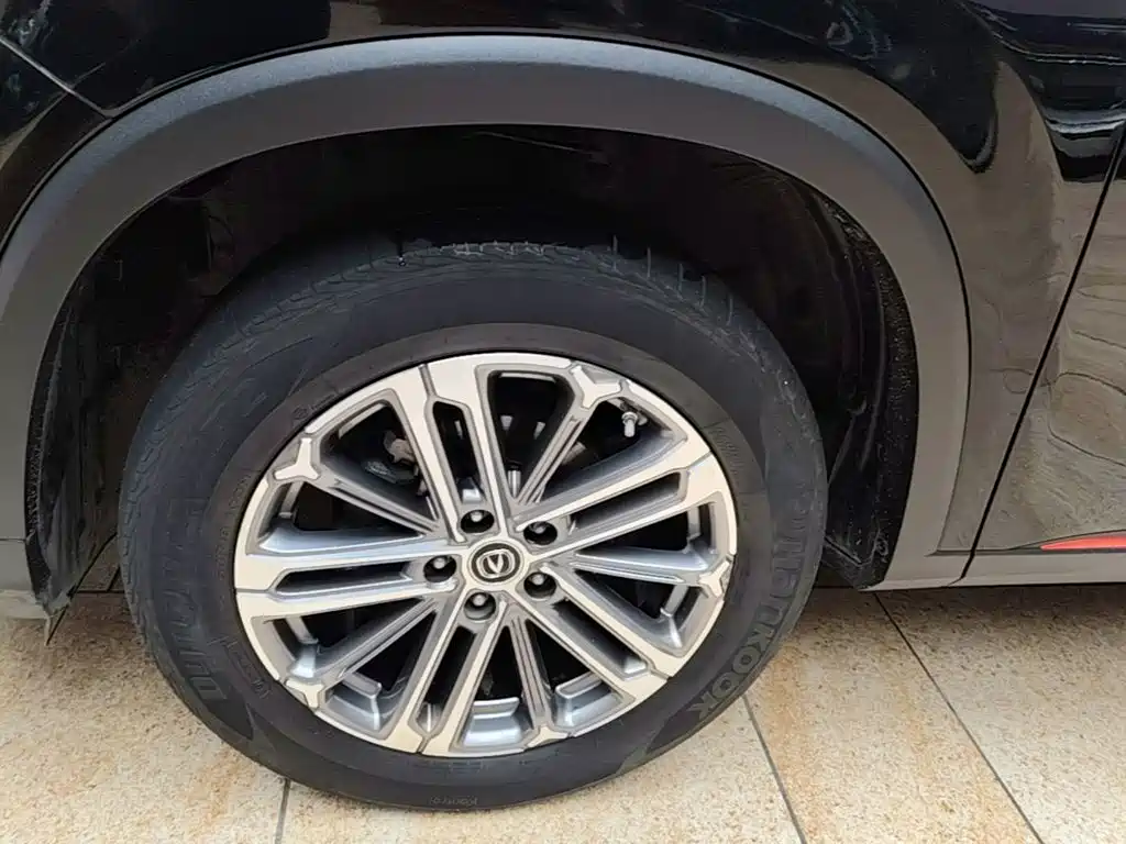 Changan CS75PLUS 2020 — фото 23