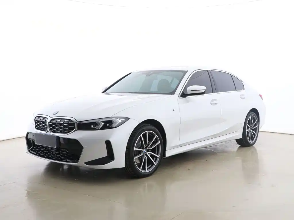 BMW 3 Series 2024 — фото 1